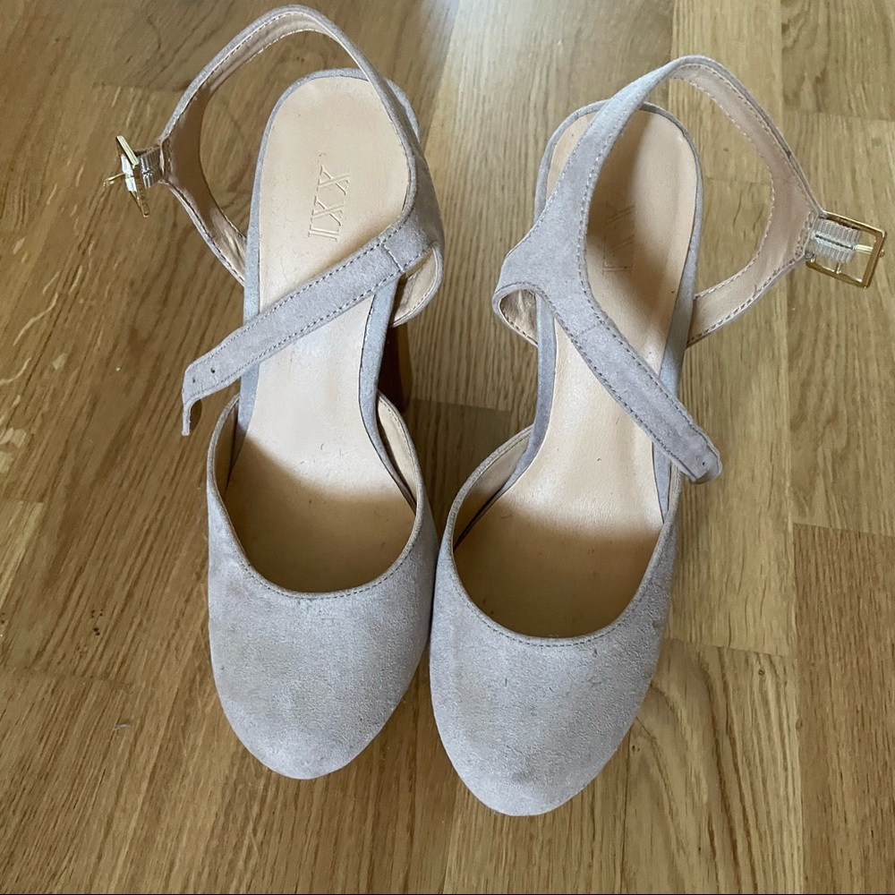 Velvety heel’s